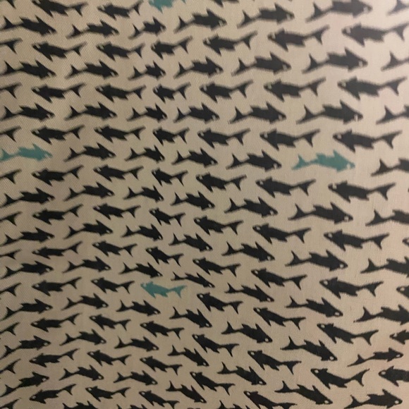 Mens Van Heusen size 17 1/2 shirt no tuck fish - Picture 2 of 5